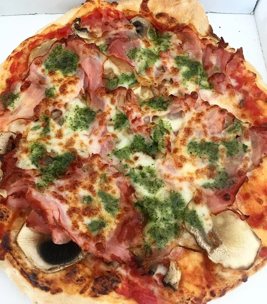 Mia Pizza