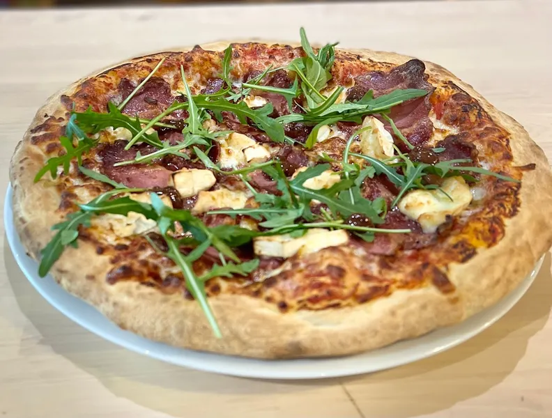 Pizza Regina