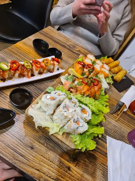 SUSHI GREEN