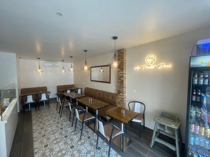 Au comptoir du poulet doré