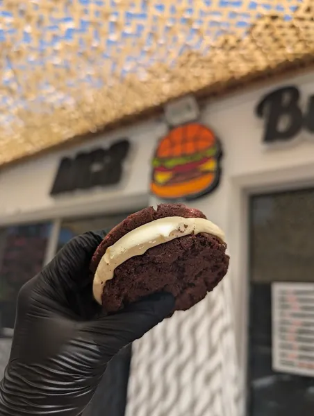 MC2 burger