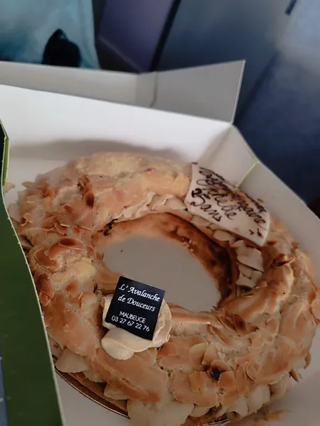 L avalanche de douceurs pâtissier chocolatier glacier