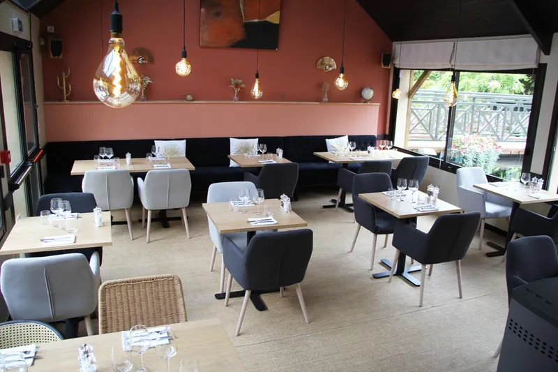 LA PROMENADE - RESTAURANT