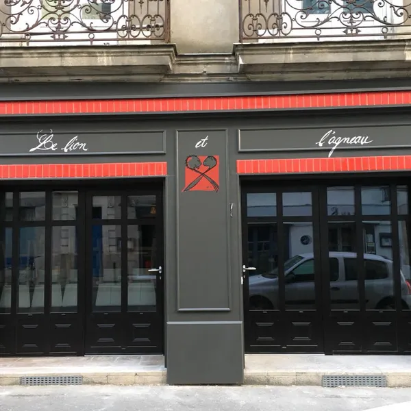 Le Lion et L'agneau