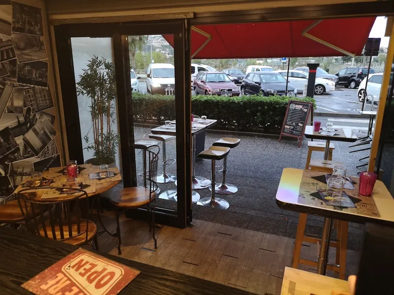 The Corner Burgers Saint Laurent Du Var