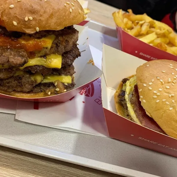 Bundy's Burger