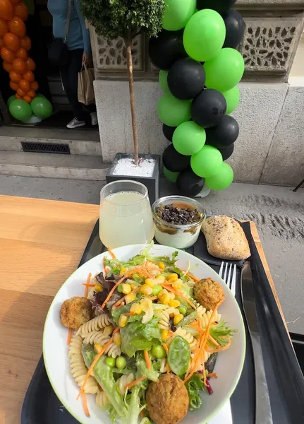 Eat Salad - Marseille Prado