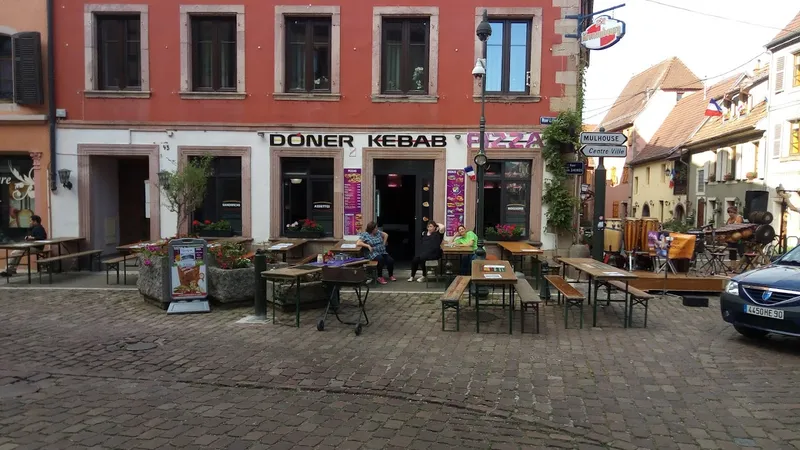 Doner ad kebab pizza soultz
