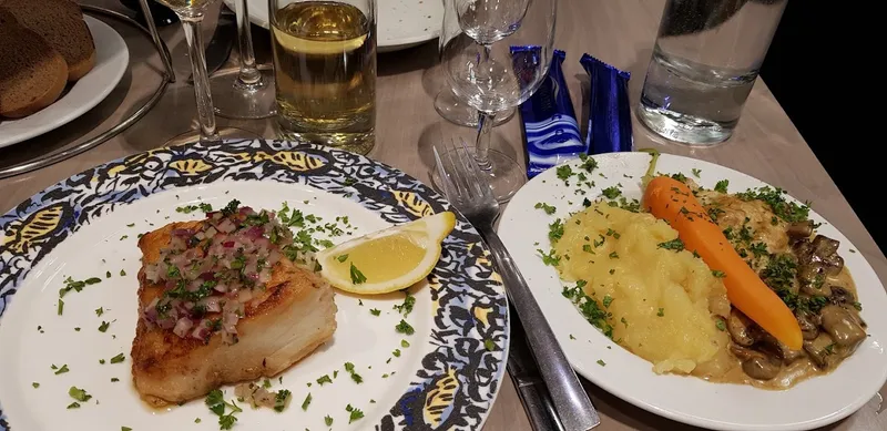 CHEZ ANTONIN - Écailler aux Halles de Lyon Paul Bocuse
