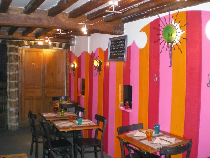 La Petite Table