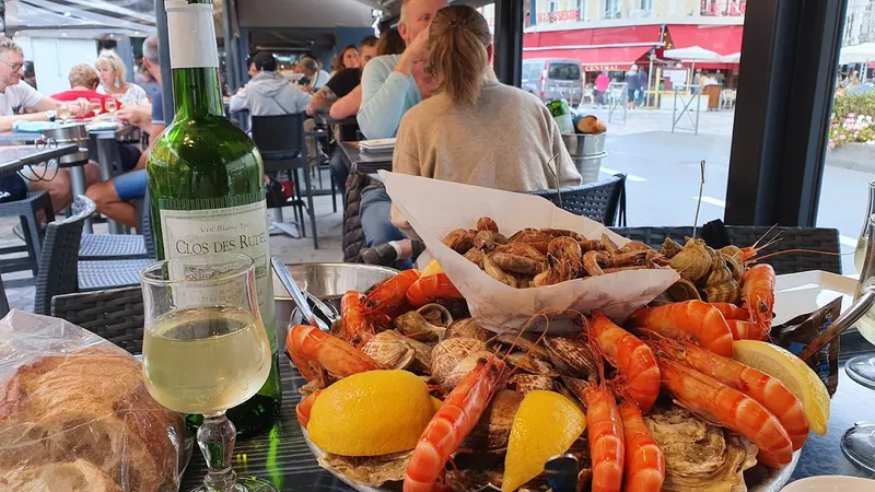 Chez Robert et Denis