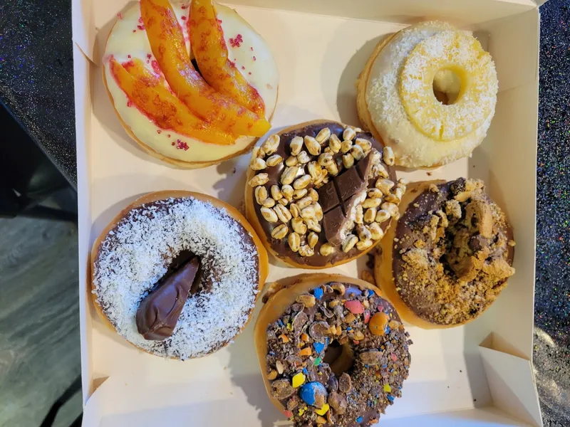 Hello Donuts