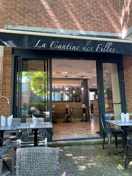 La cantine des filles