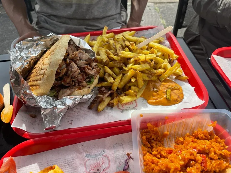 LE 24 KEBAB