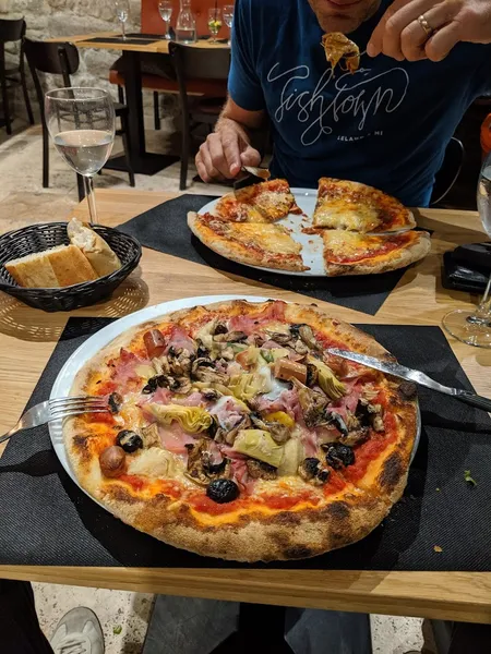 La Taverna Salato