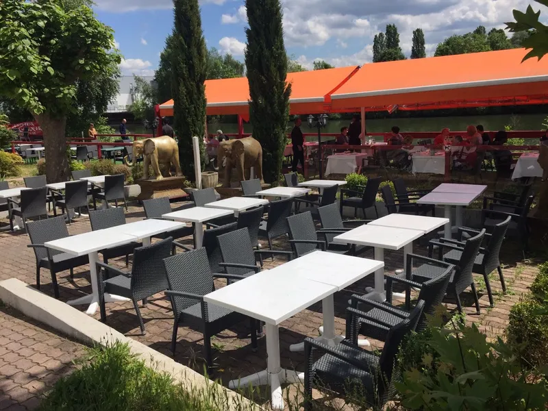 Restaurant La Route Du Kashmir