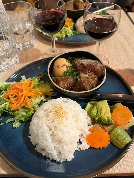Chez Bànôi - LYON - Restaurant Vietnamien