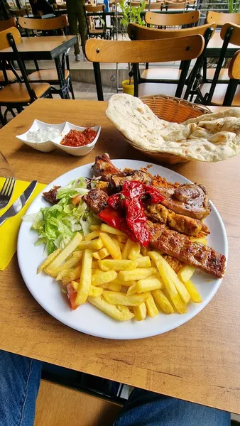 Dua Nazik Restaurant