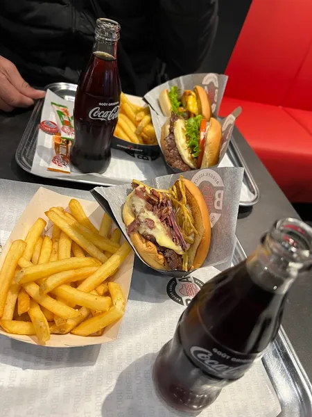 Burger Addict Cergy