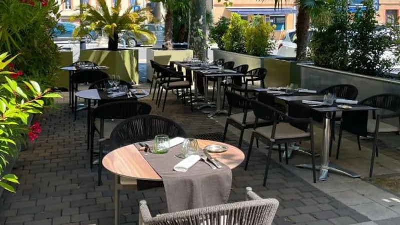 La Table Des Merville