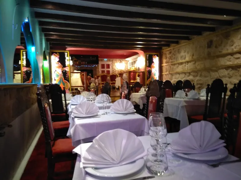 Restaurant La Route Du Kashmir