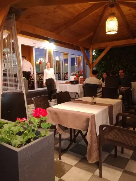 Restaurant La Roseraie