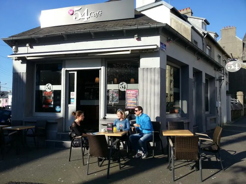 Le 54 Café