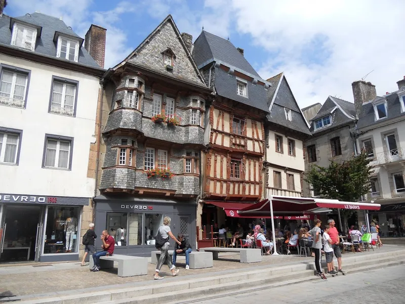 Bar Le Taylor