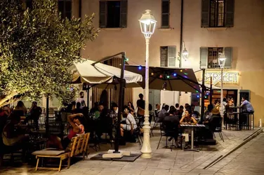 Les 12 bars de Var