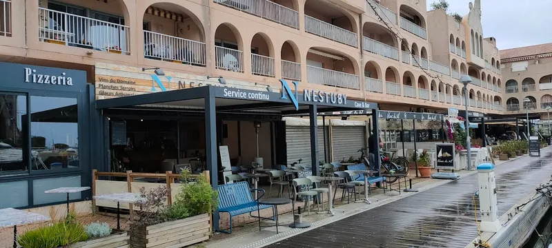 Nestuby Cave & Bar à Hyères