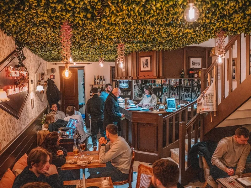 Chez Ginette à Trouville-sur-Mer - Brasserie, Bar à Cocktails & Brunch
