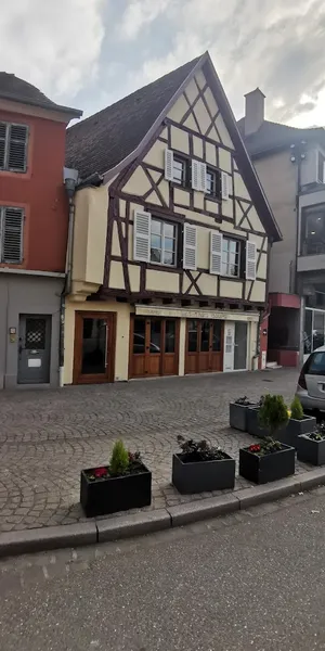Bar les trois coups