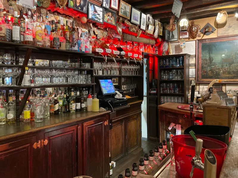 L’Univers bar