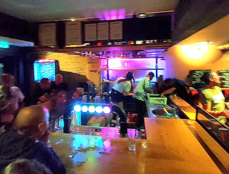 BAR LA BARAQUE