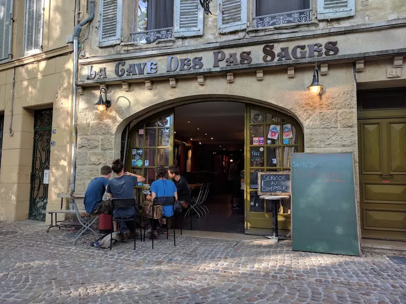 La Cave Des Pas Sages