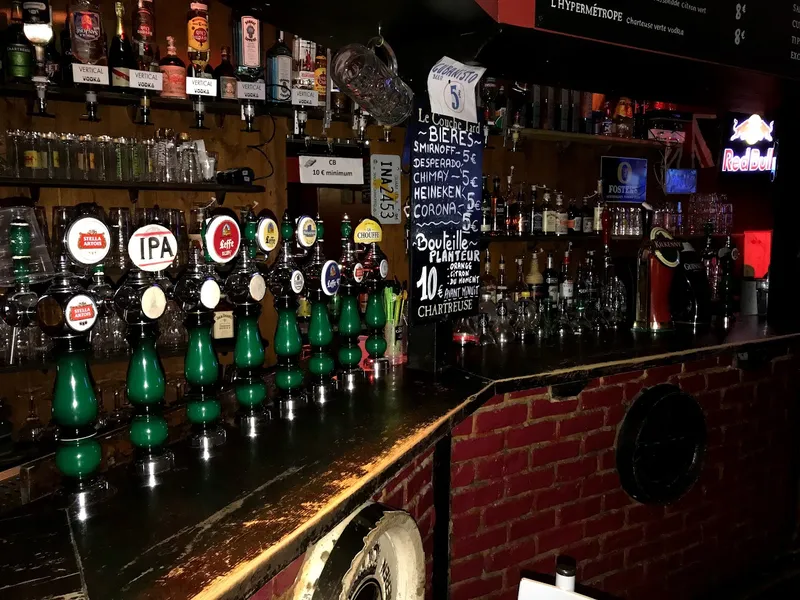 Le Couche Tard PUB
