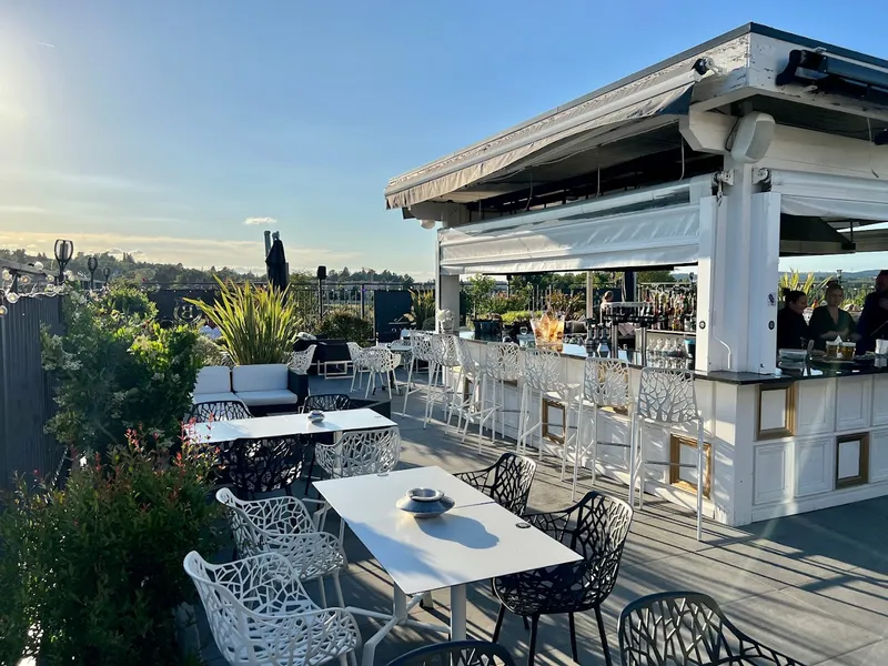 BACCHUS PLAZA, RestoClub _ Club & Rooftop - Bourgoin Jallieu 38