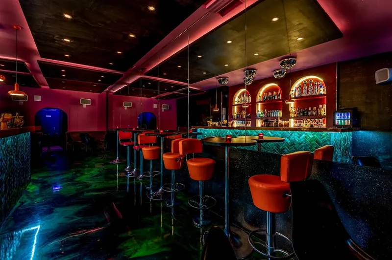 Glass Club Cannes