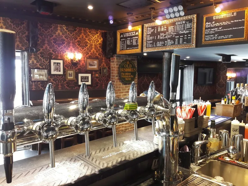 Barrel Pub