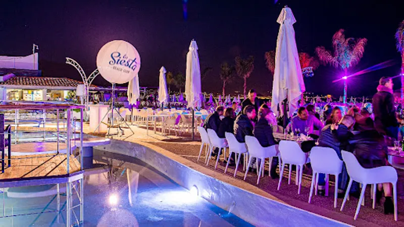 La Siesta Beach Club Lounge