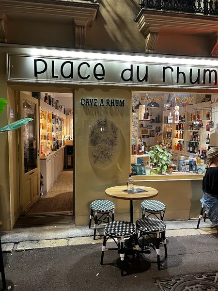 Place du rhum - Cave et bar à cocktail