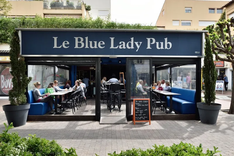 Bar Blue Lady Pub