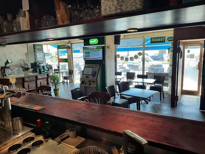 Le Box 7 Bar PMU