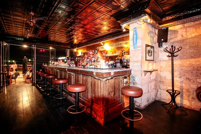 ROCKWOOD - Good place & good taste