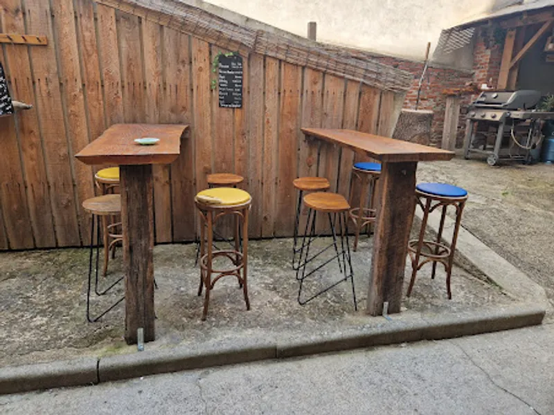 LE 15 SPORT BAR