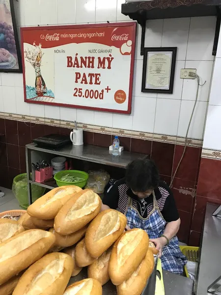 Bánh Mỳ Phố Huế