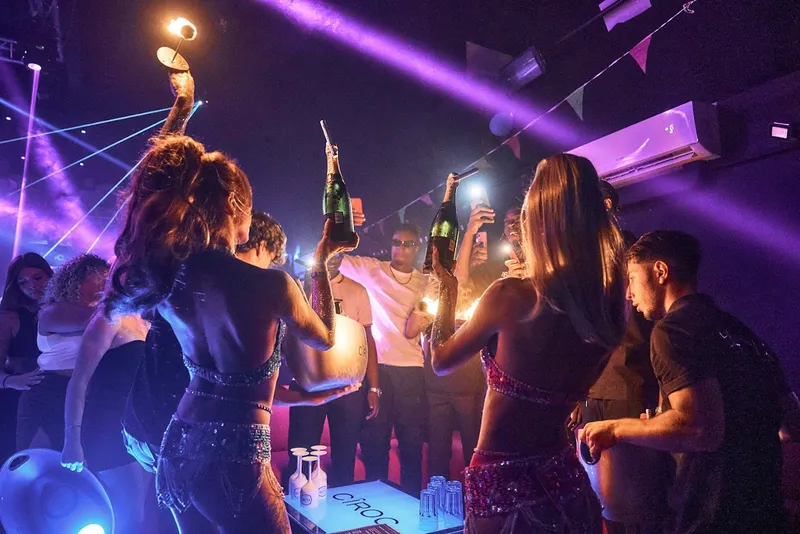 Le Luna Club