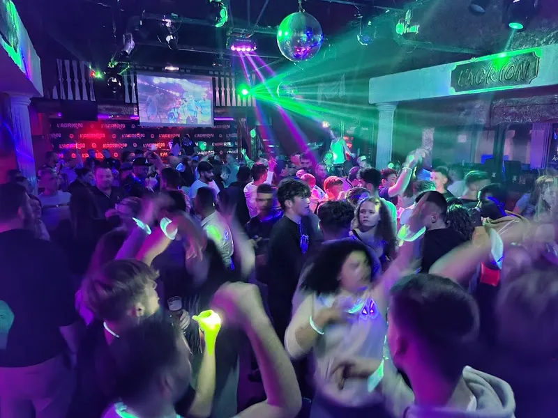 L'Agrion discothèque