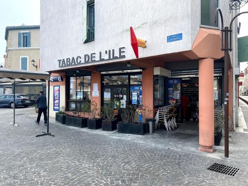 TABAC DE L’ÎLE
