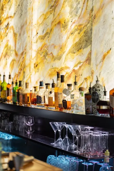 Papa - Bar à cocktails & vins